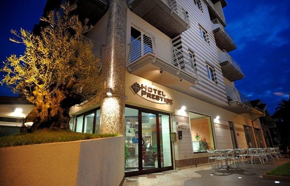 Prestige Hotel
